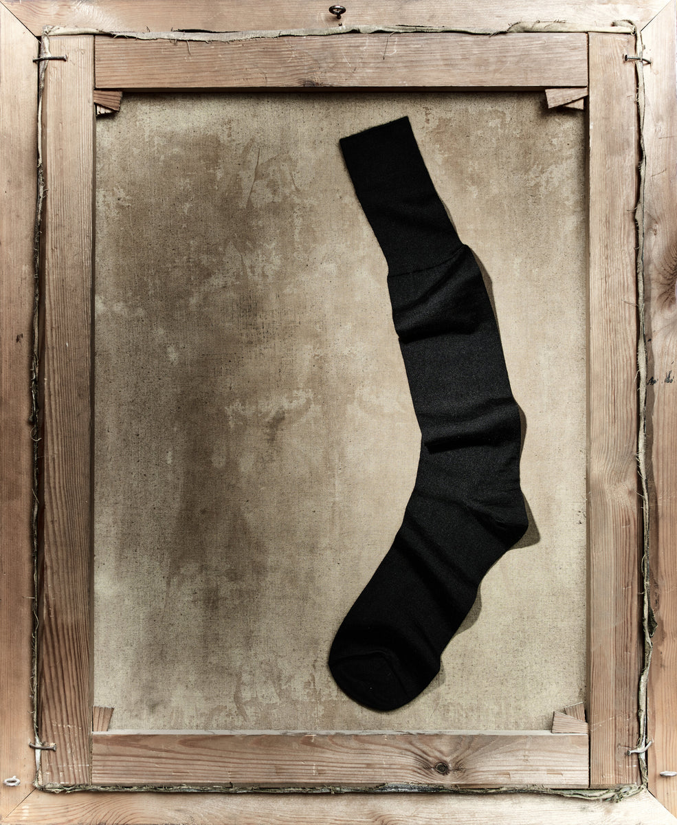 Women's 100% Cashmere Rib Knee High Sock in Black main image 0