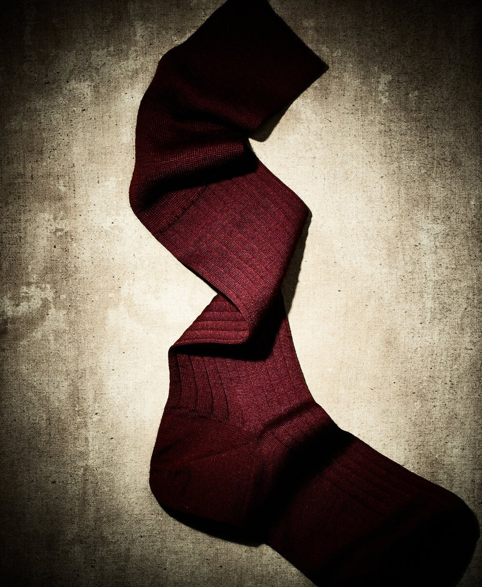 Women's 75% Cashmere Knee High Sock in Bordeaux main image 1