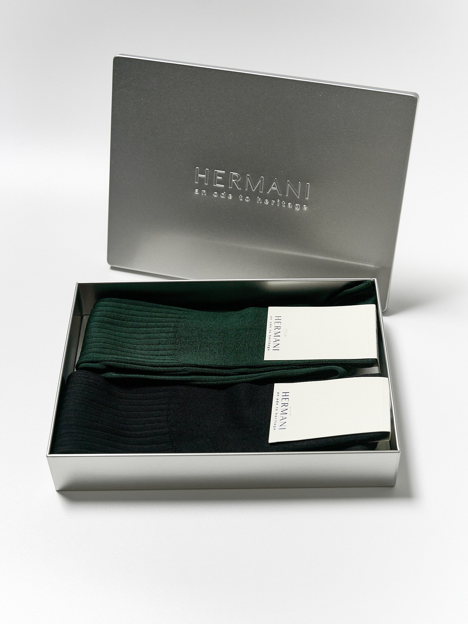 Gift Box: Egyptian Cotton Knee-High - Verdone, Nero
