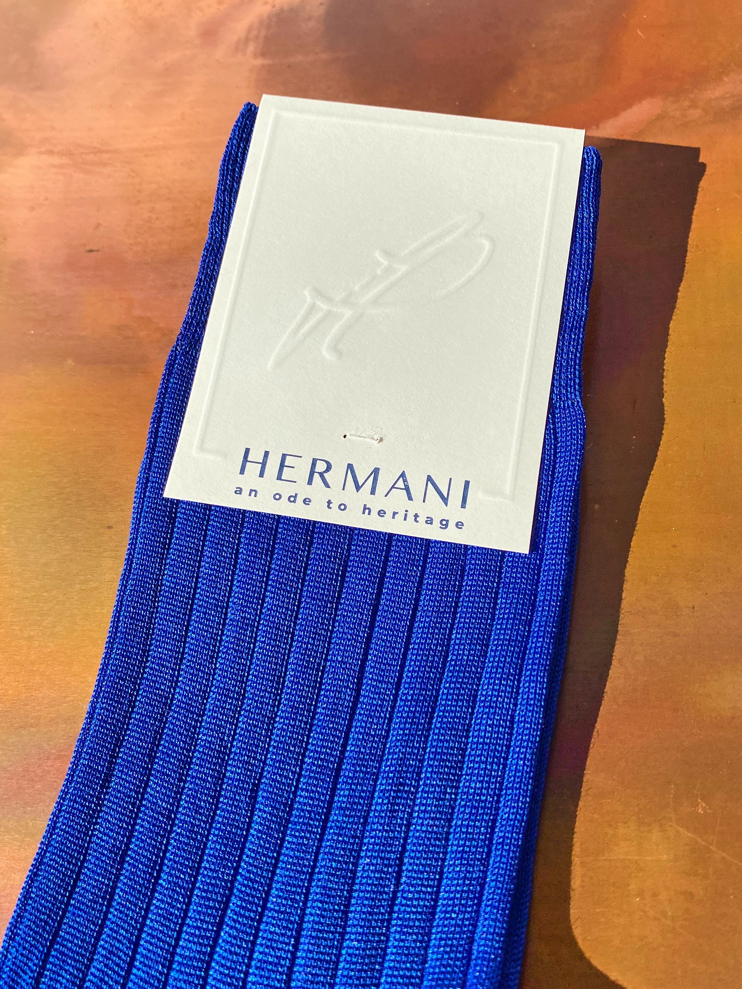 Luxury Women Filo di Scozia Cotton Socks Saphire Blue Detail2