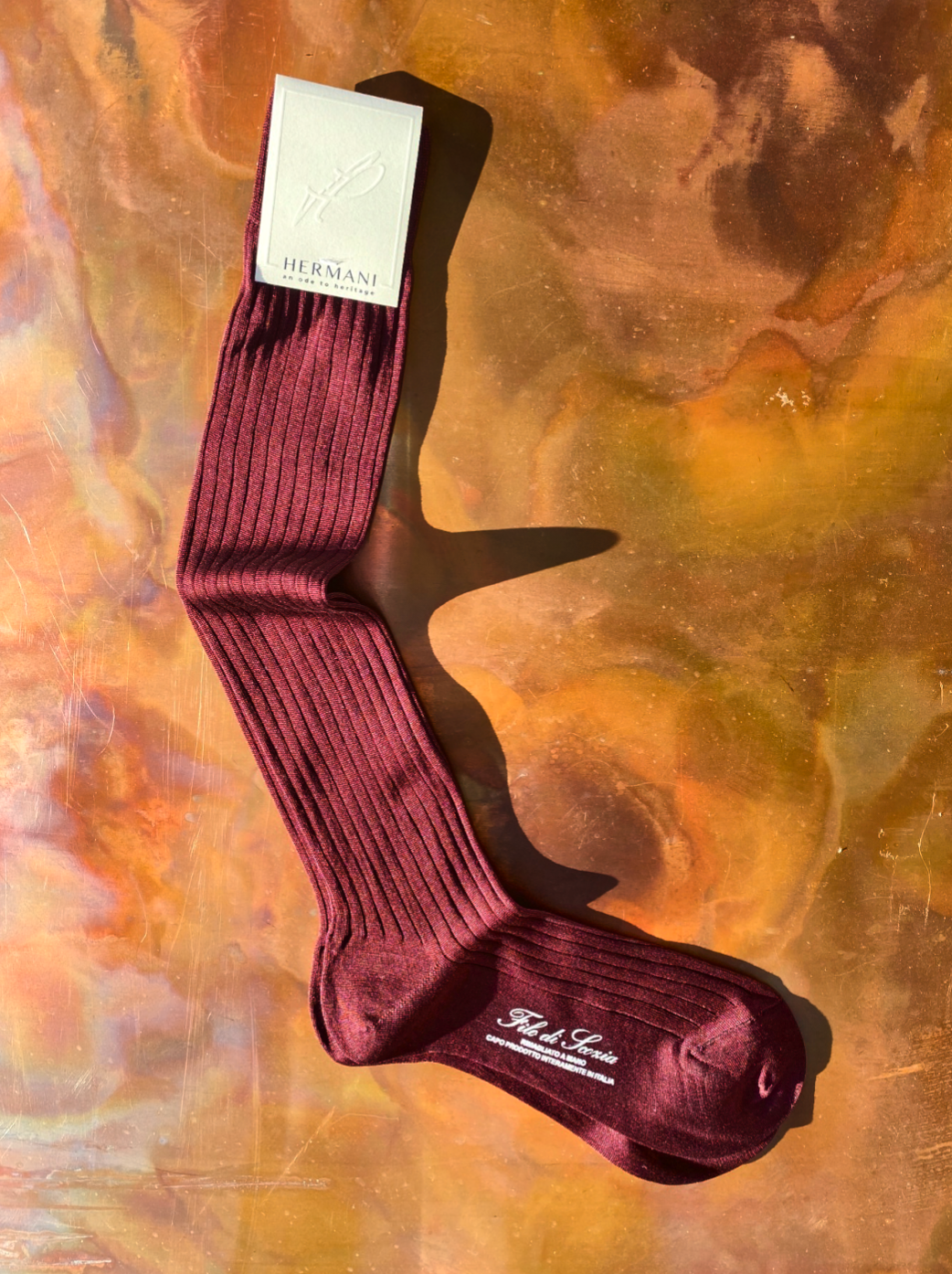 Sustainable Women Knee-High Cotton Socks bordeaux